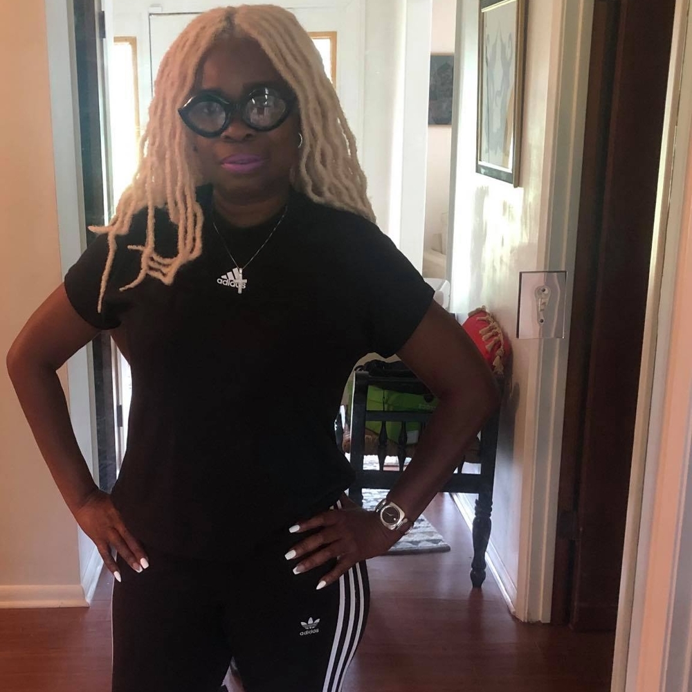 Meet your Posher, Vanassia